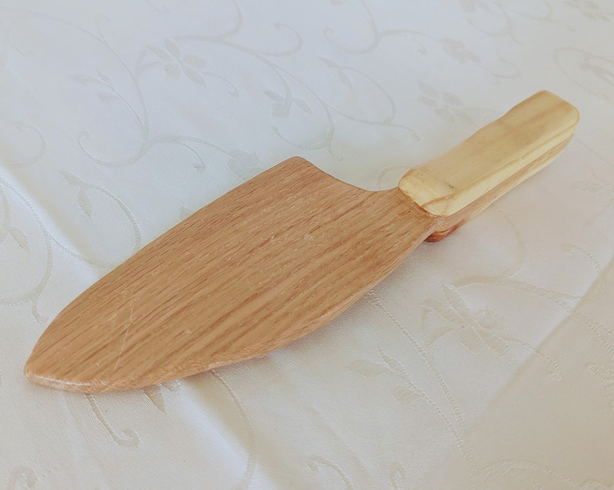 Handcrafted Wooden Toy Cleaver – Made from Reclaimed Pine & Oak