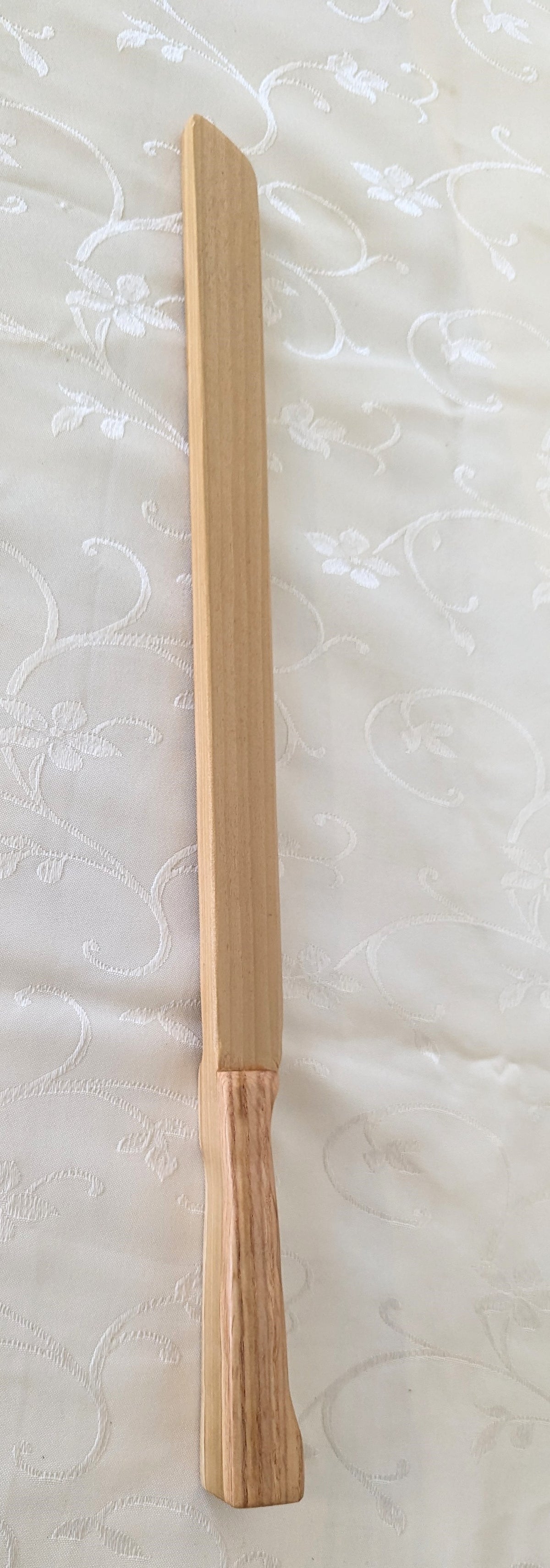 Handcrafted Wooden Short Sword – Pine Blade & Oak Hilt