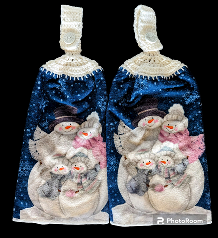 Winter Hanging Towels - Snowman Family - Set of 2