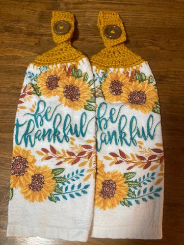 Fall/Thanksgiving Hanging Towels - "Be Thankful" with Brown Buttons - Set of 2